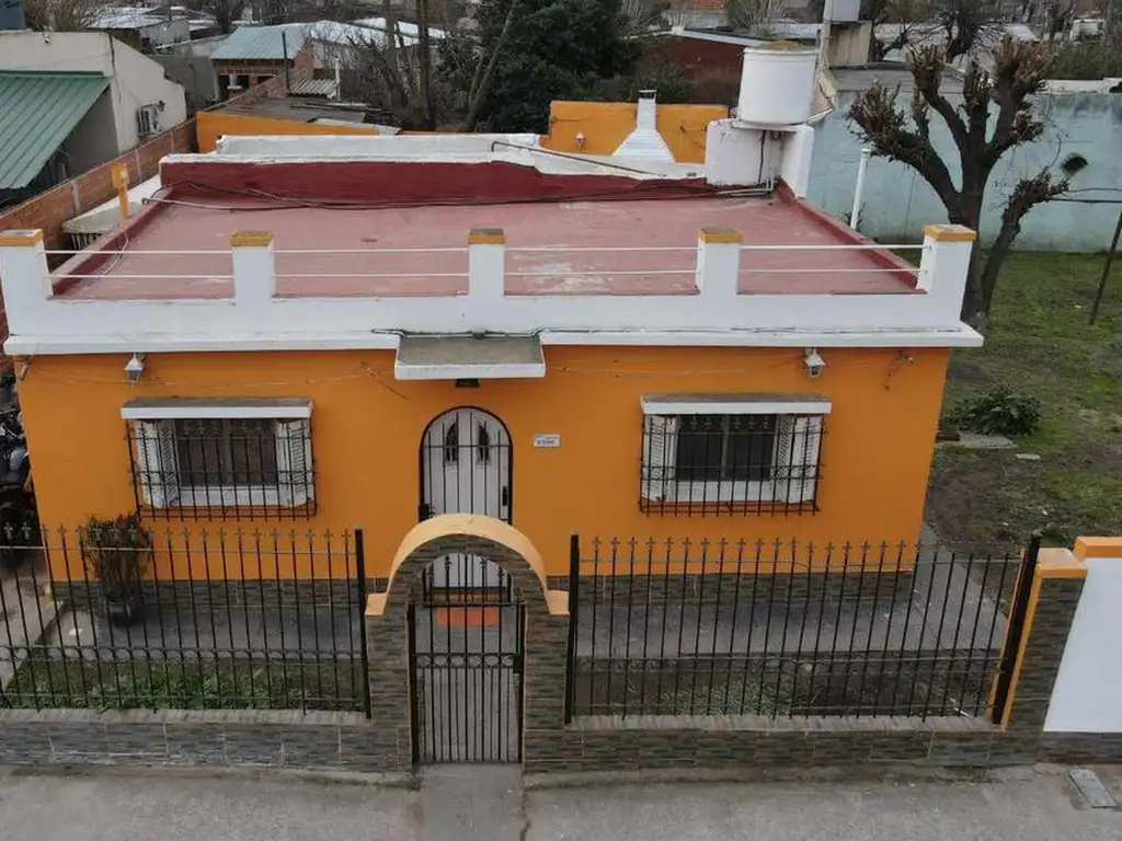 VENTA CASA 5 amb CON COCHERA en Virrey del Pino