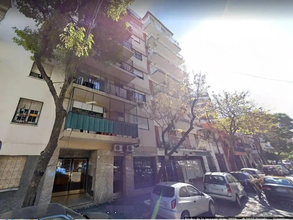 Departamento de 3 amb.con dep.-91 m2-