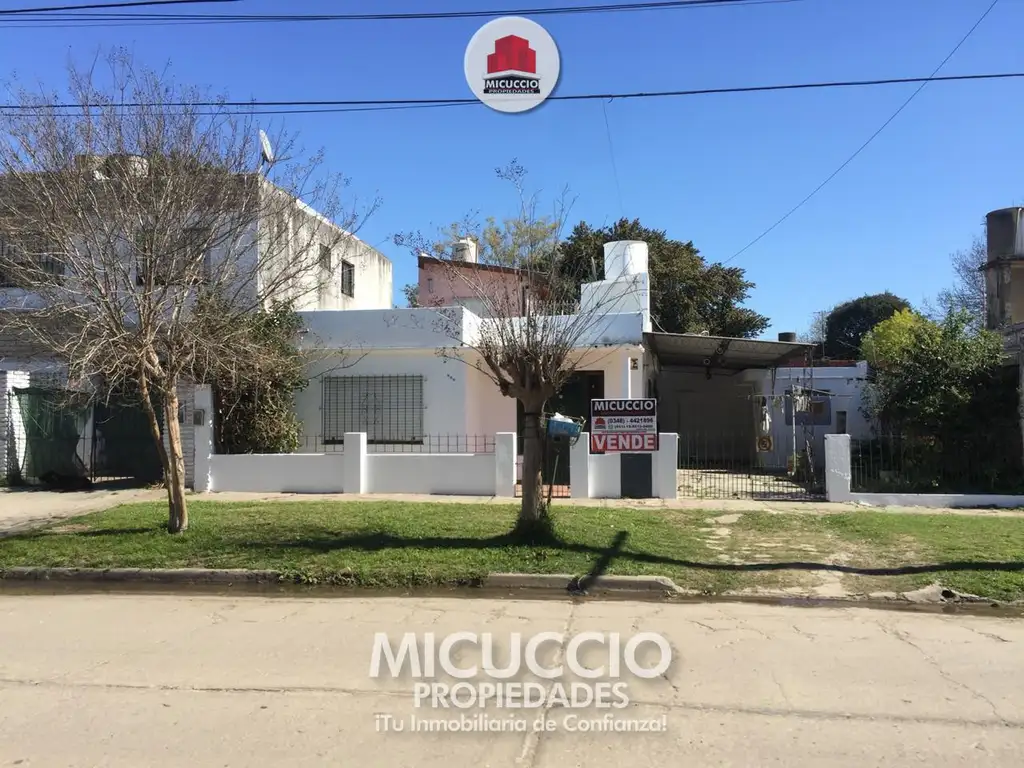 Casa en Venta, Remedios de Escalada 674, Belén de Escobar. A REFACCIONAR.