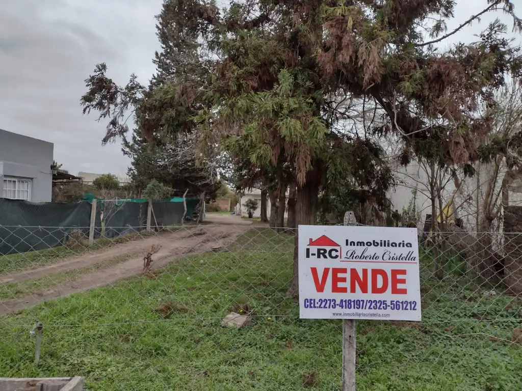 venta de casa zona centrica con amplio terreno