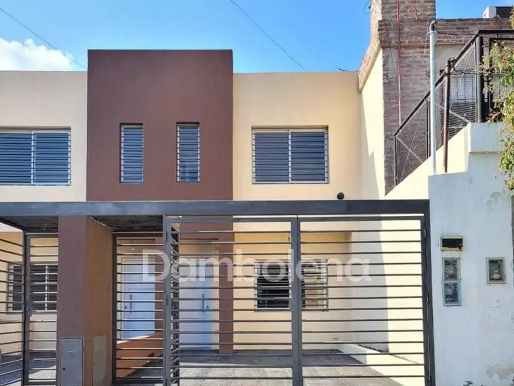 Casa Dúplex  en Venta en San Antonio De Padua, Merlo, G.B.A. Zona Oeste