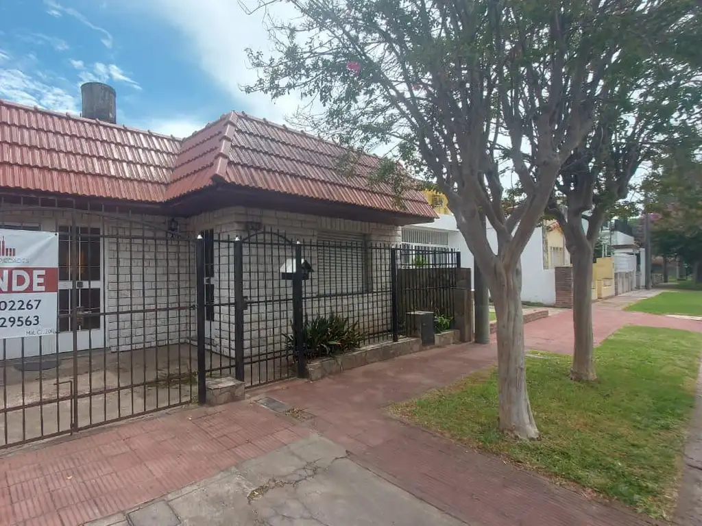 Casa en  VENTA- BARRIO FLORIDA