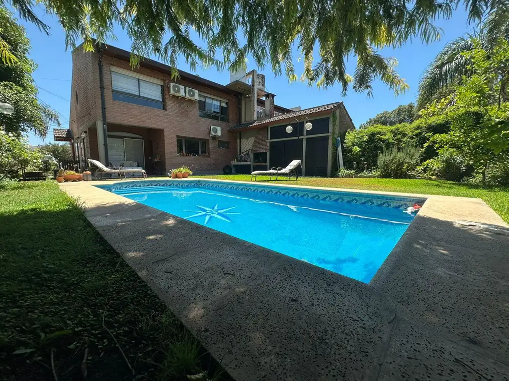 Venta casa en Bella Vista