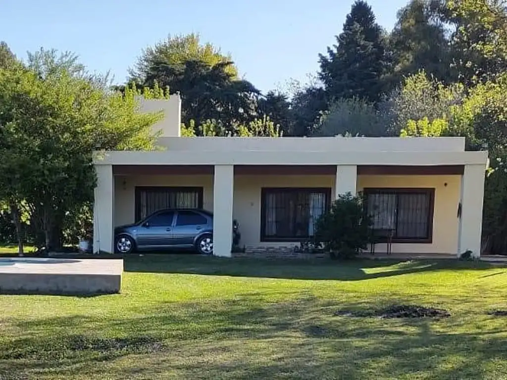 Casa  en Venta ubicado en Parque Jularó, Exaltación de la Cruz, G.B.A. Zona Norte