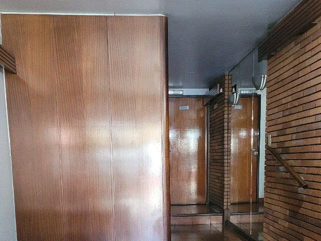 Piso 12. Todo externo, muy luminoso, apto profesional