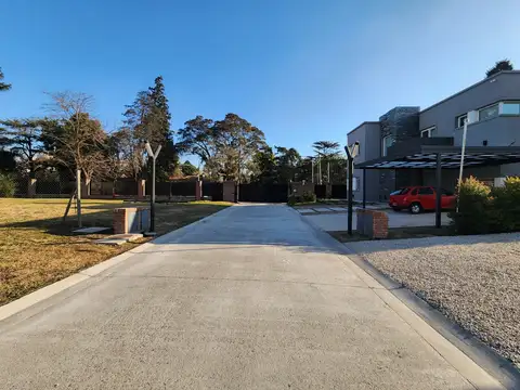 Don Torcuato - Zona Triángulo, Barrio Cerrado Le Terre - Lote interno de 850 m2