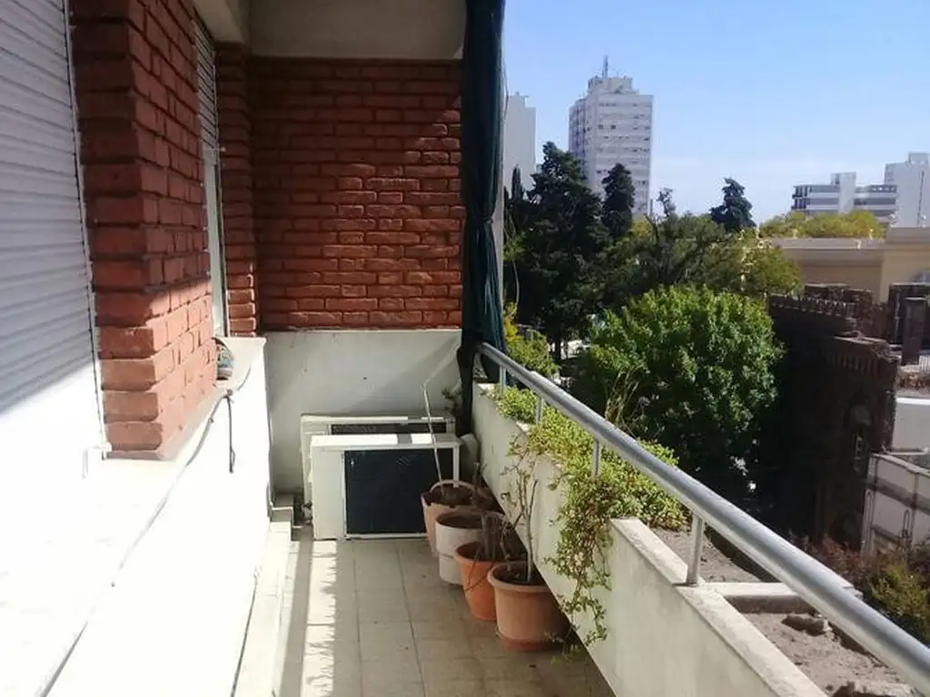 Departamento en venta - 3 Dormitorios 2 Baños - 110 mts2 - La Plata