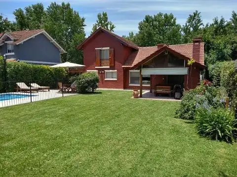 Casa en venta en barrio Lomas de Benavidez