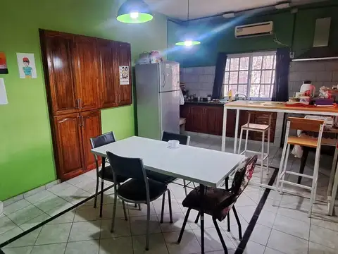 Venta, Casa, 4 ambientes, a refaccionar,  Cochera, Parque, González Catán, Centro