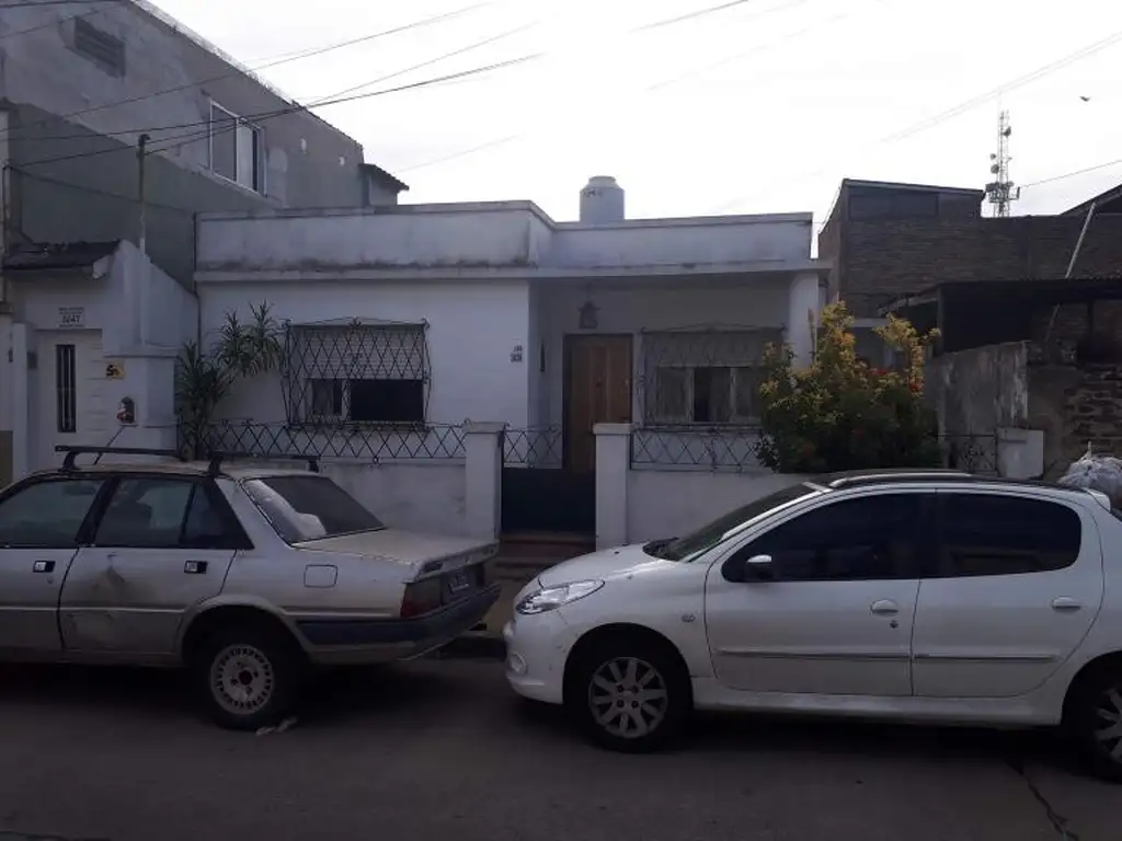 Dos casas en lote propio