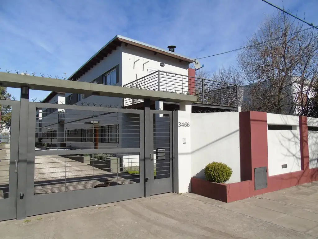 Duplex en venta en Gonnet - Dacal Bienes Raíces