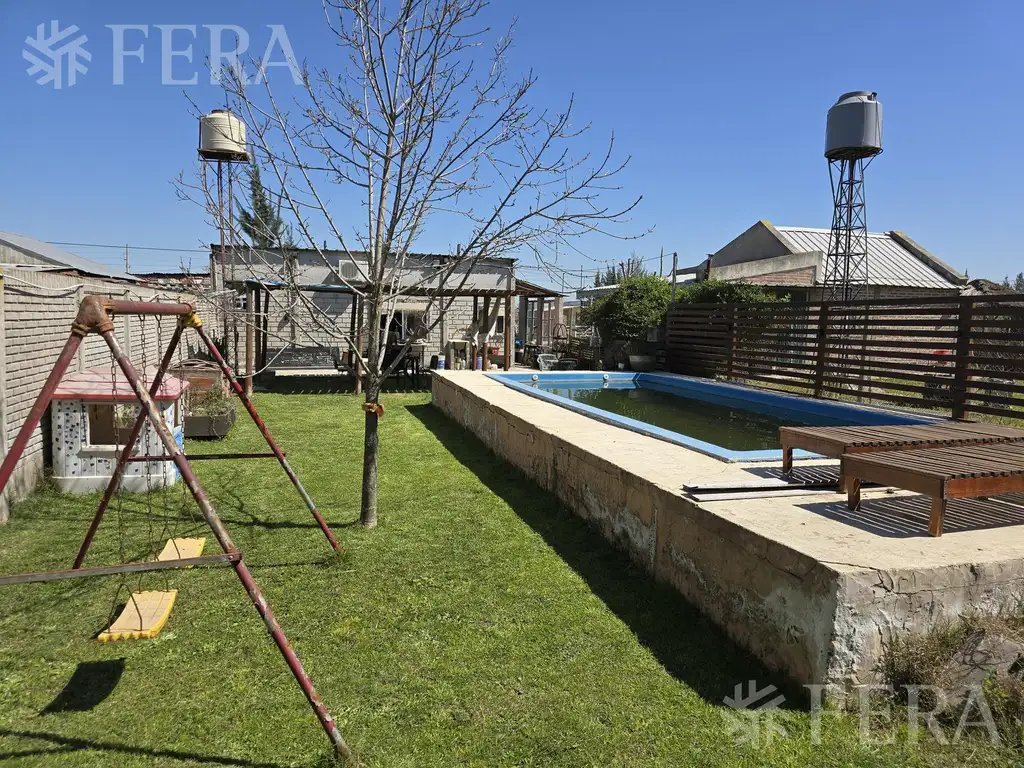 Venta Casa de 2 ambientes con piscina en Domselaar