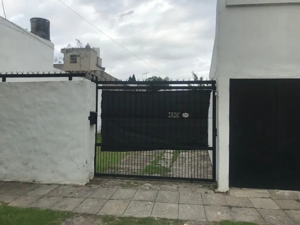 casa en venta en un solo lote 2 propiedades