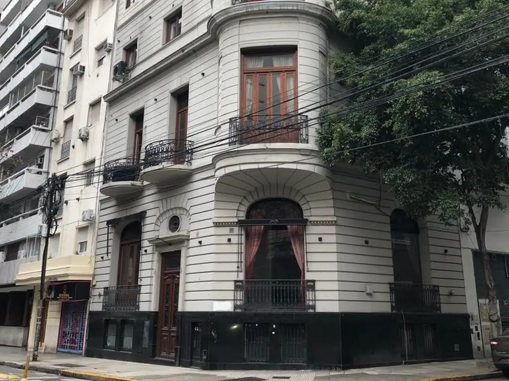 Edificio Comercial, Petit Hotel en alquiler, zona Recoleta!