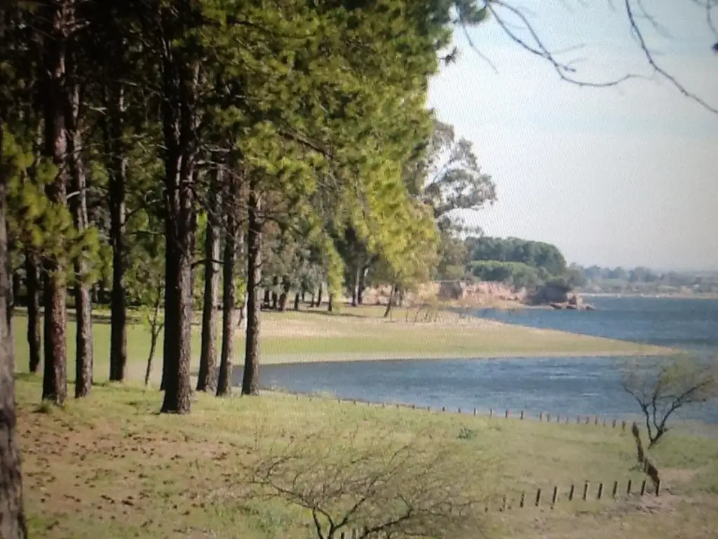 VENTA DE LOTE FRENTE AL LAGO LOS MOLINOS - TLC0185