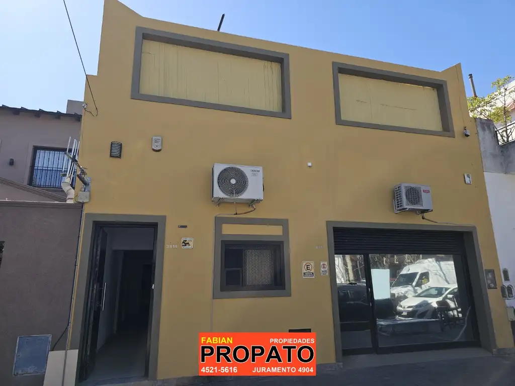 Casa en 2 plantas para refaccionar sobre lote propio de 8,66 x 20mts, 3 baños, gran terraza