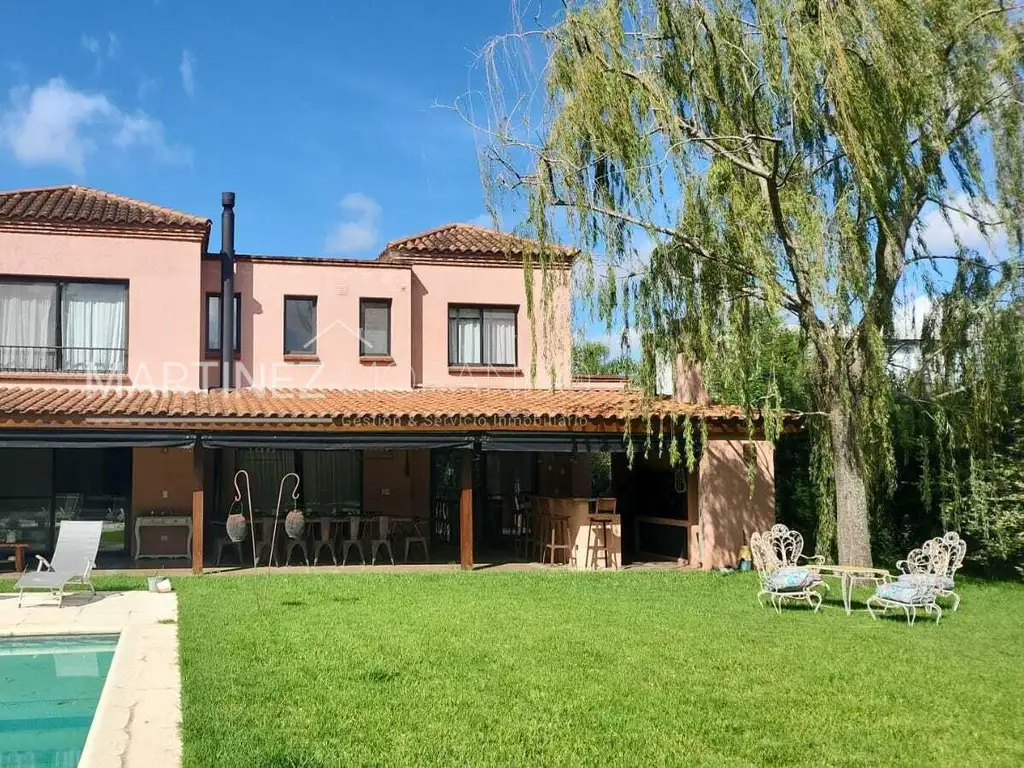 Casa  en Venta en St. Matthew´s Village, Pilar, G.B.A. Zona Norte