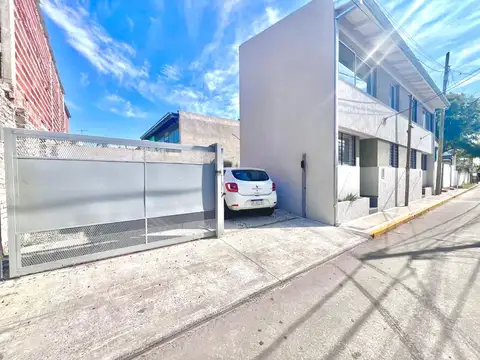 VENTA 2 AMBIENTES CASA DUPLEX en TIGRE CENTRO