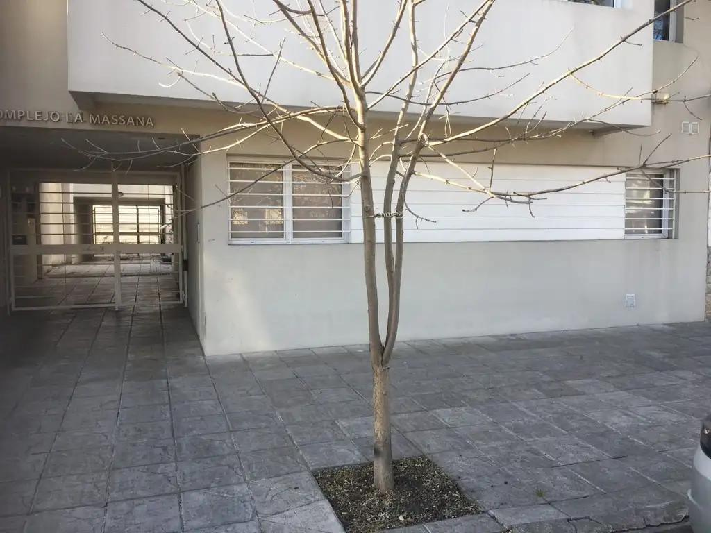 VENTA PH 1 AMB.IENTE A LA CALLE  ZONA COMPLEJO UNIVERSITARIO