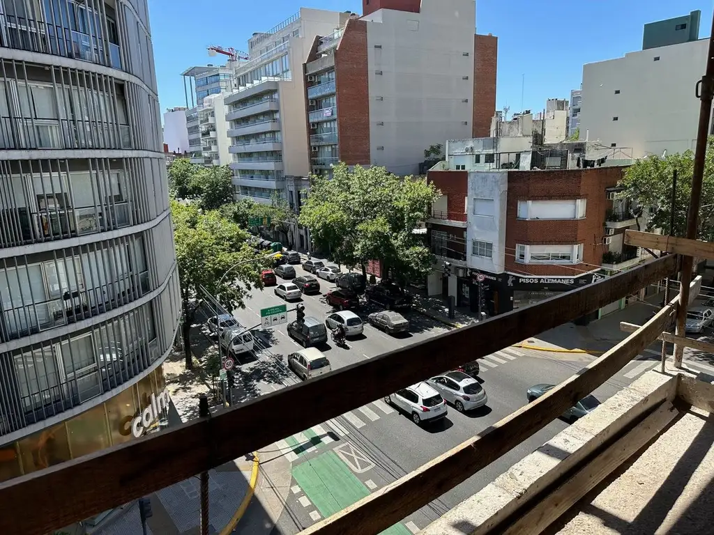 Venta depto  3 amb en Colegiales 2 balcones