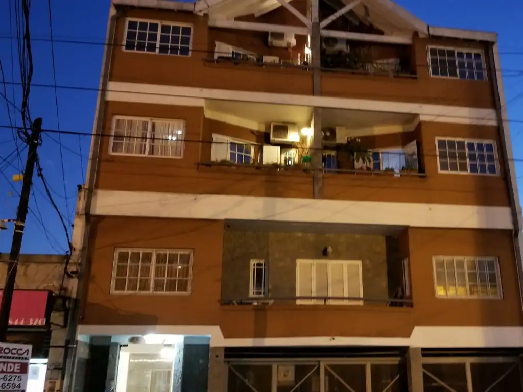 EN VENTA EXCELENTE DEPARTAMENTO TIPO DUPLEX EN VILLA BOSCH PLENO CENTRO - FICHA 7650