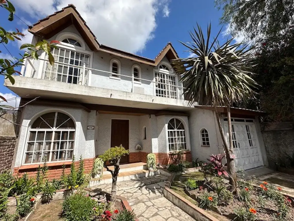 Casa a la venta en Don Torcuato