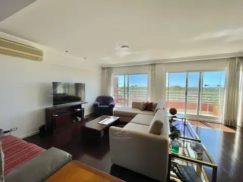 TERRAZAS DEL PUERTO - Excelente Duplex de 3 dormitorios, vista abierta !