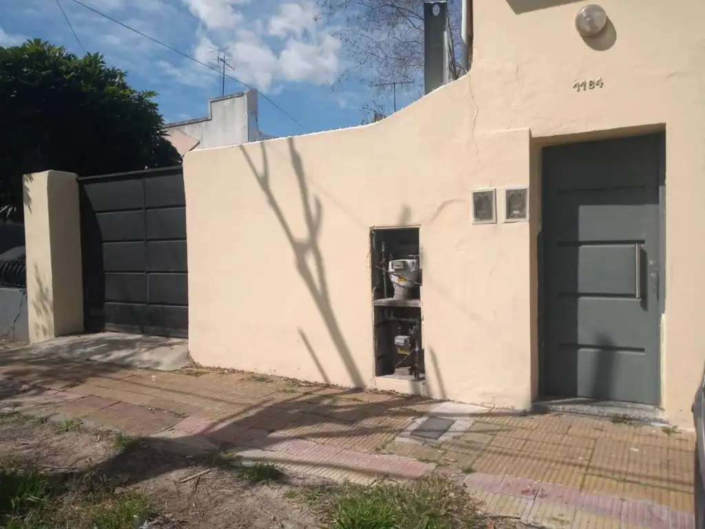 Venta de casa de 2 ambientes en Avellaneda APTO CRÉDITO