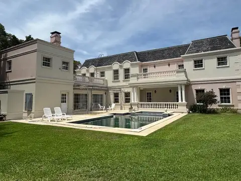 HERMOSA CASA EN VENTA EN SAN DIEGO