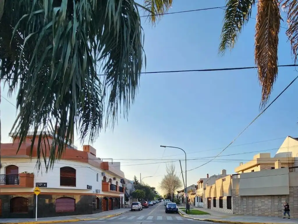 Casa Venta barrio Naon Mataderos, permuto