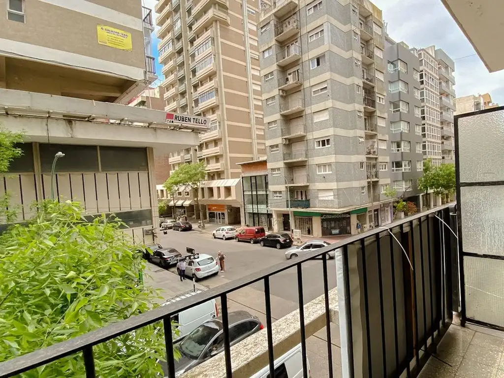 VENTA MONOAMBIENTE BALCON AL FRENTE MARAL 5 ALDREY