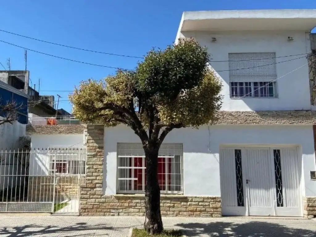 OPORTUNIDAD VENTA CASA 4 AMBIENTES ISIDRO CASANOVA