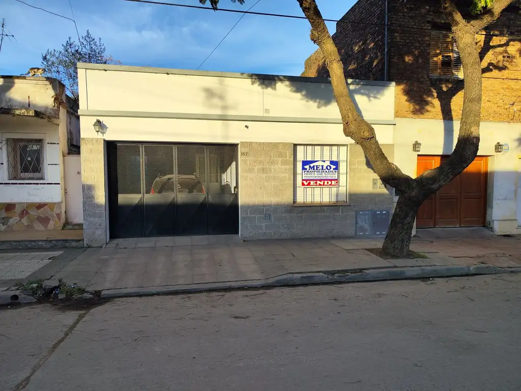 Casa con Departamento Centro Luján, G.B.A. Zona Oeste, Argentina