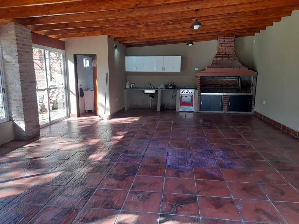 HERMOSO MONOAMBIENTE /QUINCHO SOBRE LOTE DE 1578M2