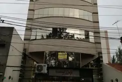 3 oficinas venta Moron  2 cocheras - frente a tribunales