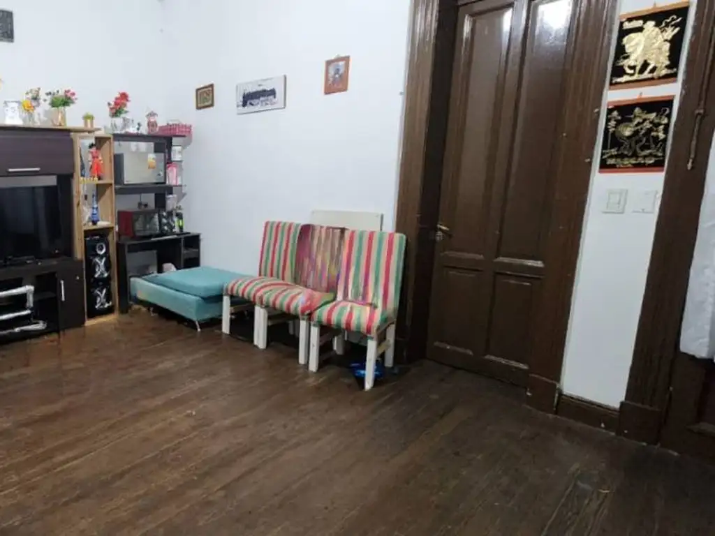 VENTA CASA 4 AMBIENTES A REFACCIONAR EN ONCE