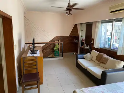 PH en Venta - 4 ambientes - USD 180.000