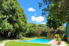 QUINTA EN BENAVIDEZ JARDIN CON PILETA  