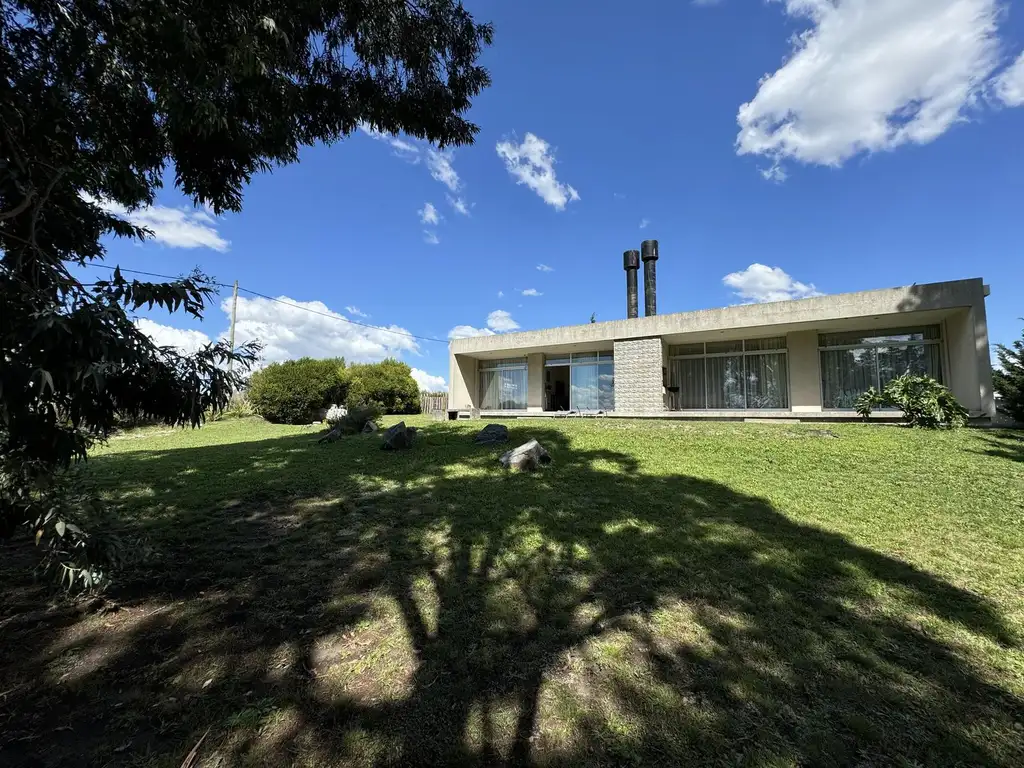 Moderna casa en venta | permuta apta emprendimiento turístico