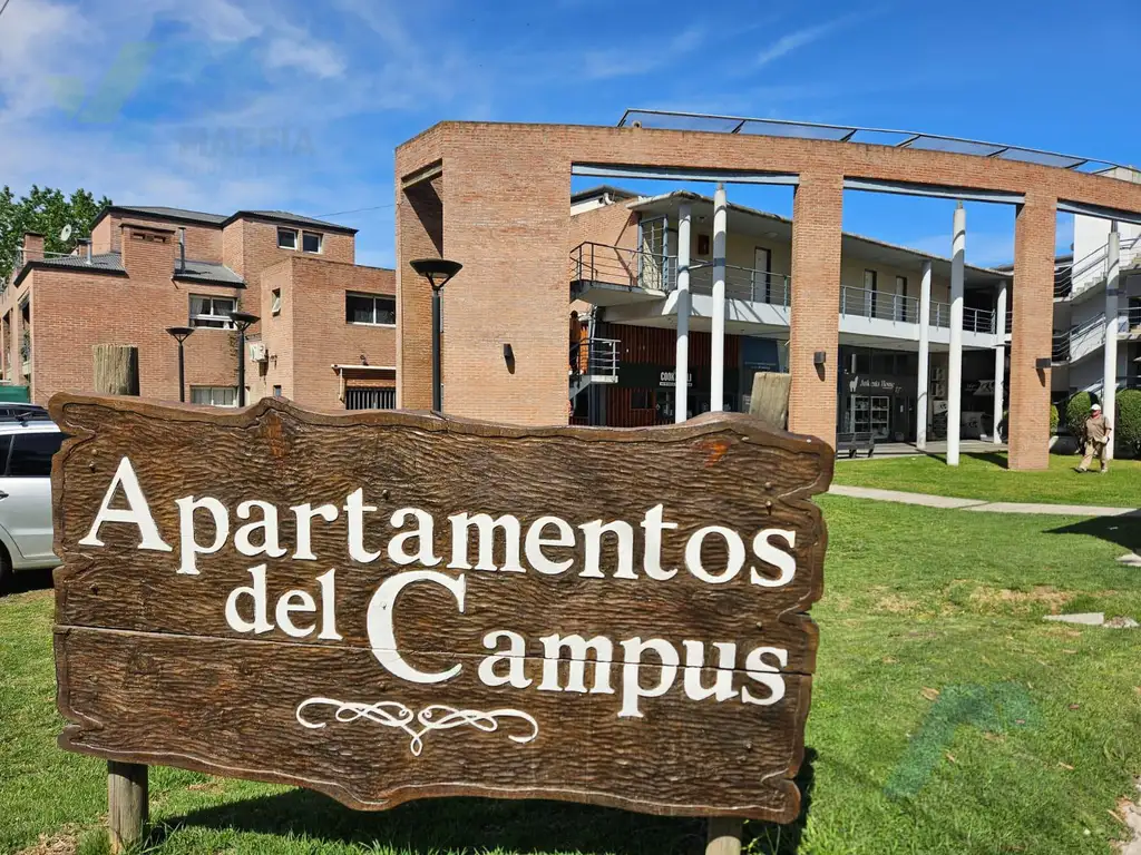 Monoambiente en venta  "Apartamentos del Campus" con cochera - cerca Hospital Austral