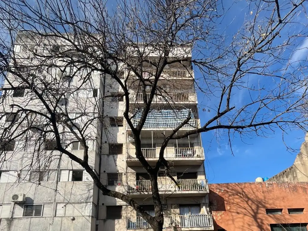 EXCELENTE OPORTUNIDAD, ABASTO, UN DORMITORIO