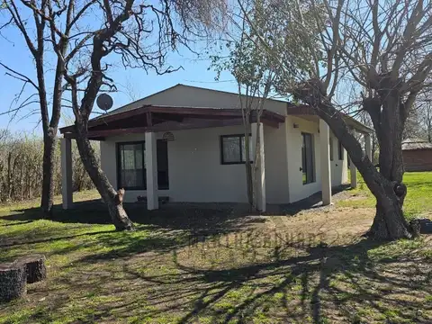 Casa Chalet  en Venta en Parque Jularó, Exaltación de la Cruz, G.B.A. Zona Norte