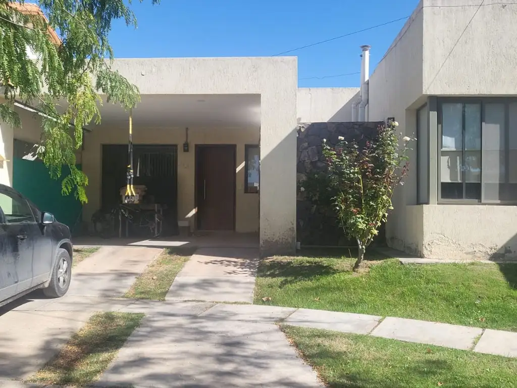 Casa Venta 3 Dormitorios Barrio Privado Lujan