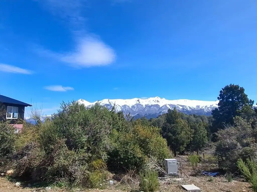 Terreno en  LOMAS DEL CAUQUEN con vista al cerro Catedral y lago Gutiérrez