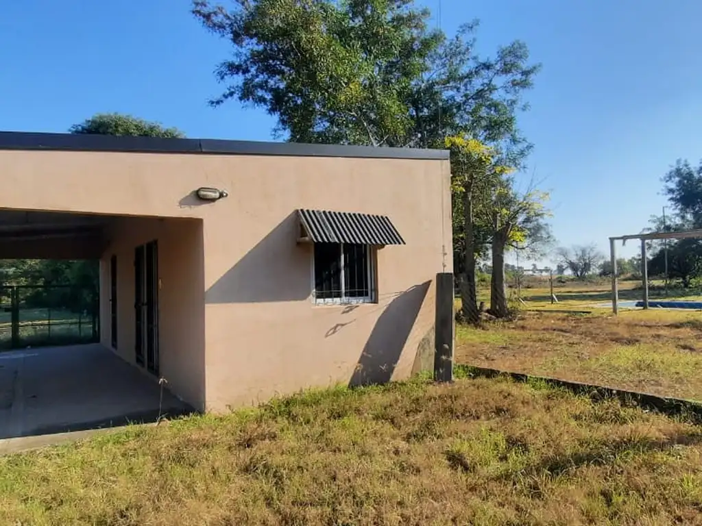 VENDE CASA CALLE HERNANDARIAS CAYASTA A 30 METROS DEL RIO CASA MAS UN TERRENO