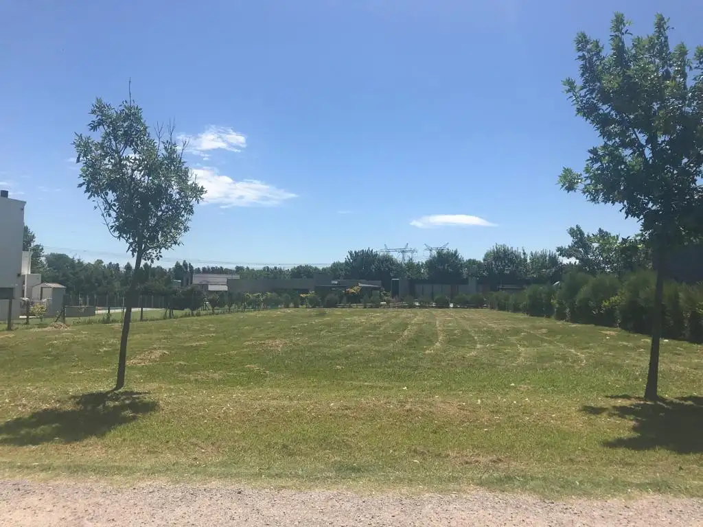 Venta terreno Altos de Manzanares, Pilar