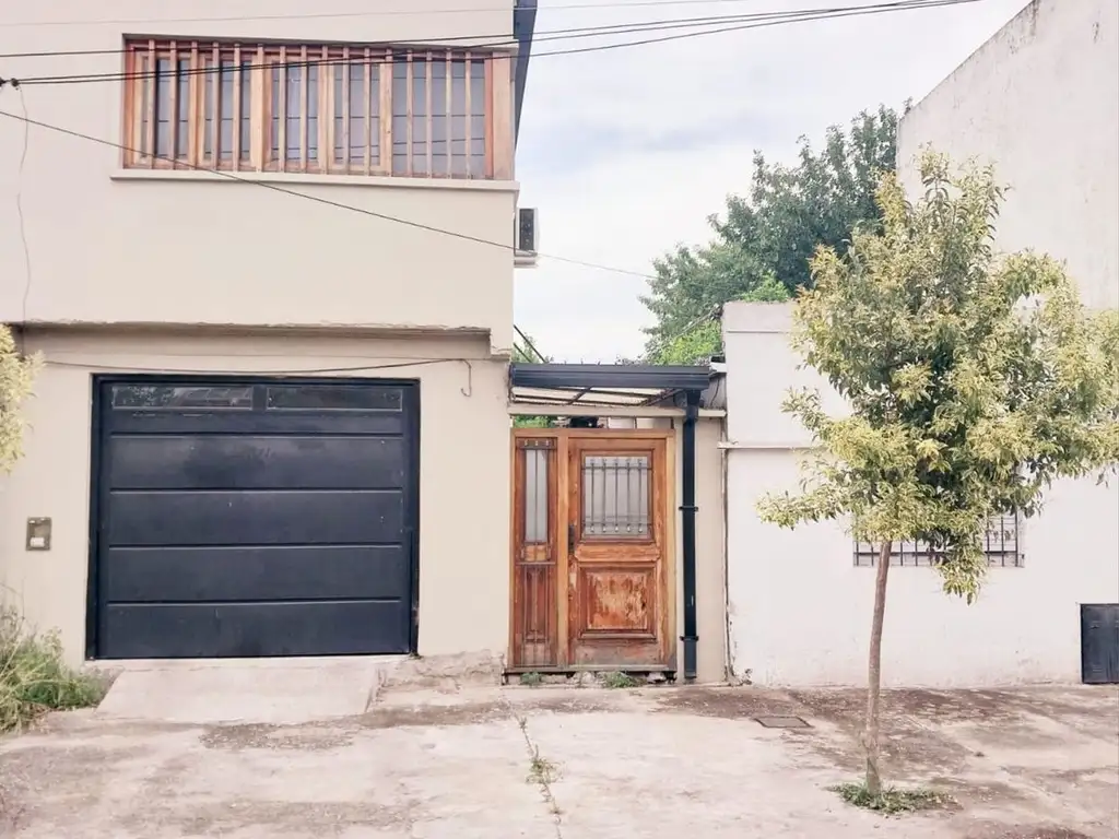 Casa en VENTA en 64 e/159  y 160 de 2 dormitorios