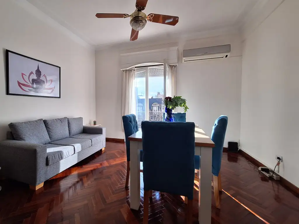 Venta departamento de 3 amb, con Balcón, en el Barrio de Parque patricios