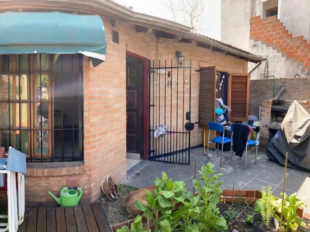 Casa Ph 3 ambientes venta Ituzaingó Norte