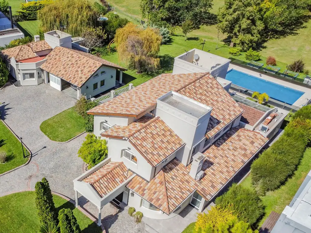 espectacular casa en venta el lauquen club campo